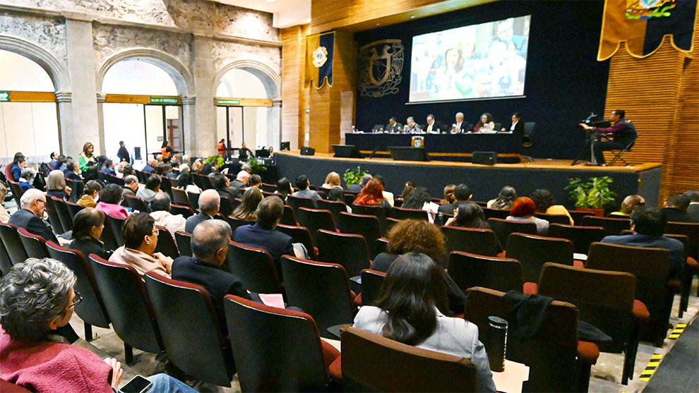 Imagenes consejo universitario aprueba cuenta anual 2025